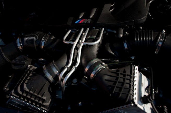 BMW M5 intercooler system