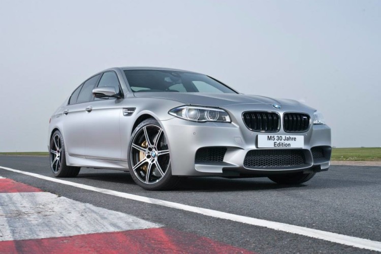 BMW M5 “30 Jahre M5” (30 years of the M5) – New Photos