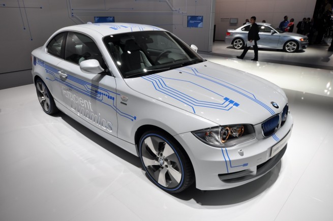 2010-detroit-auto-show-activeE