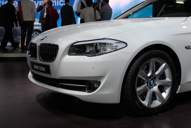 2011-bmw-5-series-geneva-motor-show-40