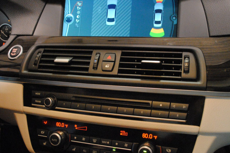 First look: 2011 BMW 5 Series