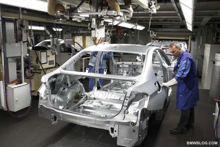 BMW Wants Modular Assembly Lines to Keep ICE, PHEV and Production Going