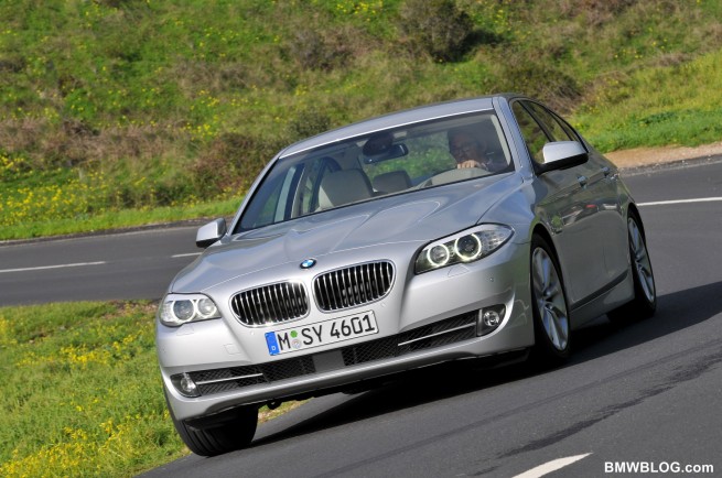 2012-bmw-528i-01
