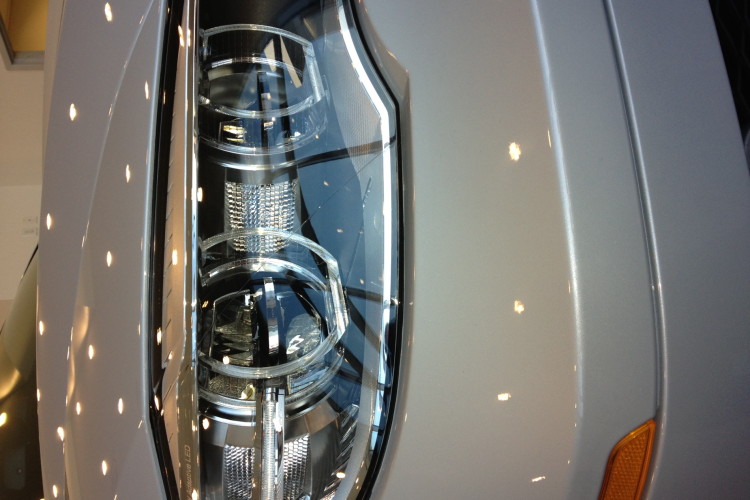 Debut: 2013 BMW Individual X6 Performance Edition