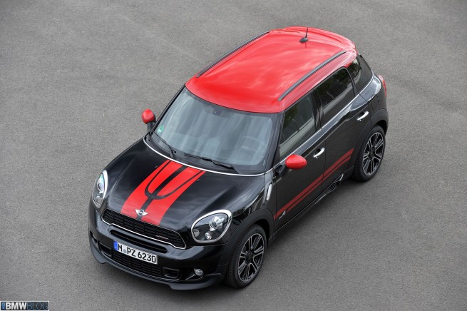 2013-MINI-JCW-Countryman-test-drive-11