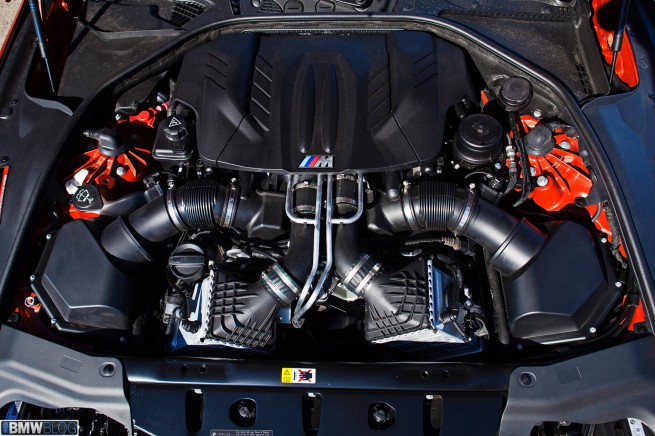 2013-bmw-6-coupe-review35