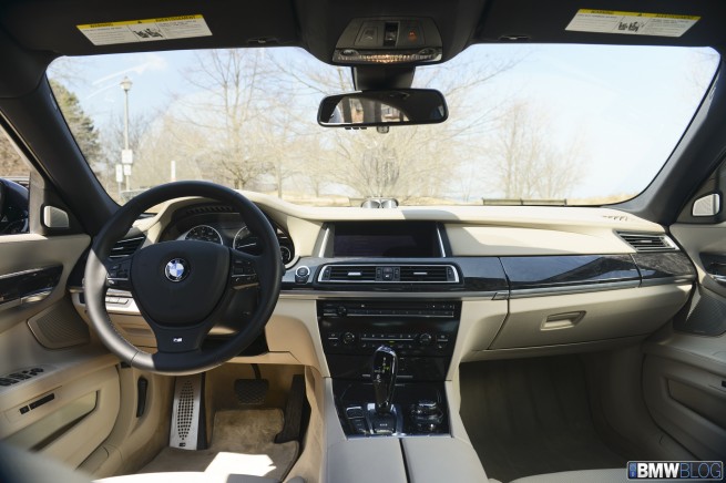 2013-bmw-750Li-xDrive-review-18.jpg