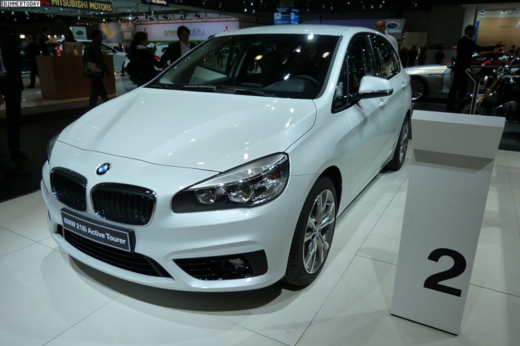 2014-BMW-2er-Active-Tourer-F45-218i-Sport-Line-AMI-Leipzig-LIVE-09