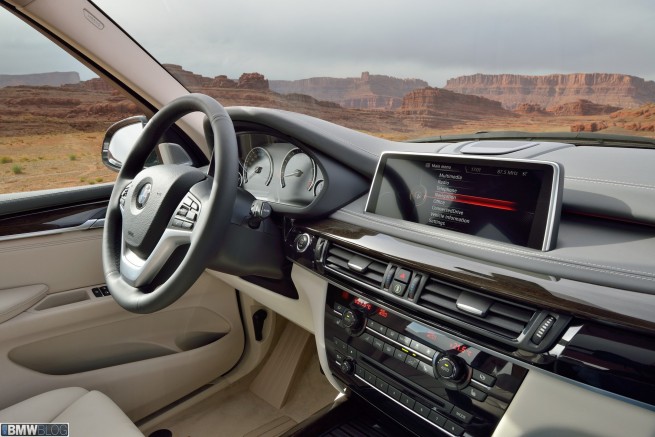 2014-bmw-x5-interior-03