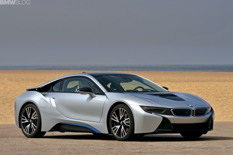 2015-bmw-i8-photos-59