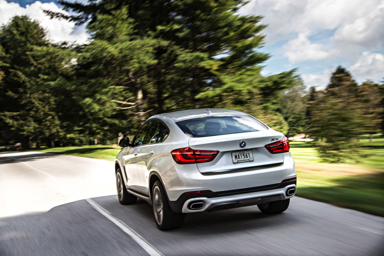 2015-bmw-x6-xdrive50i-70