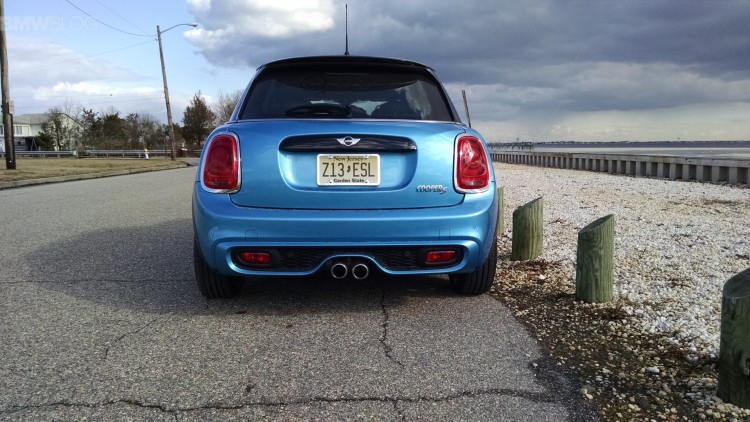 2015-mini-cooper-s-test-drive-21