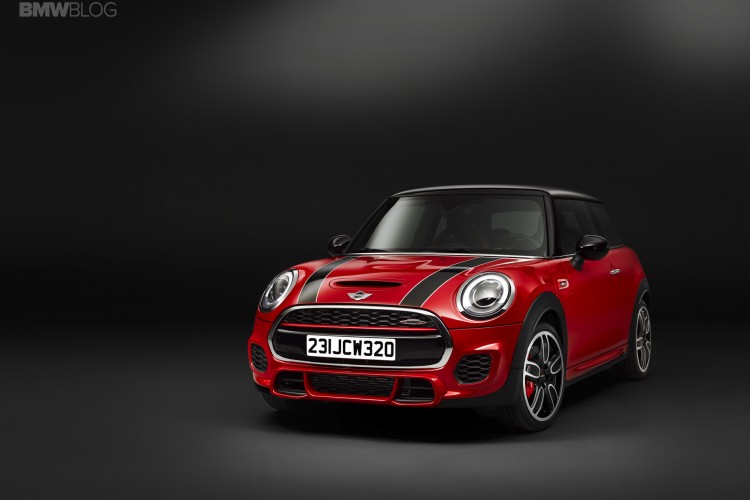 World Premiere: 2015 MINI John Cooper Works