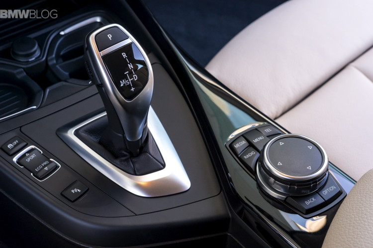 2015-bmw-1-series-interior-images-06