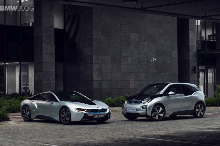 Customers must wait more than 4 months for their BMW i8