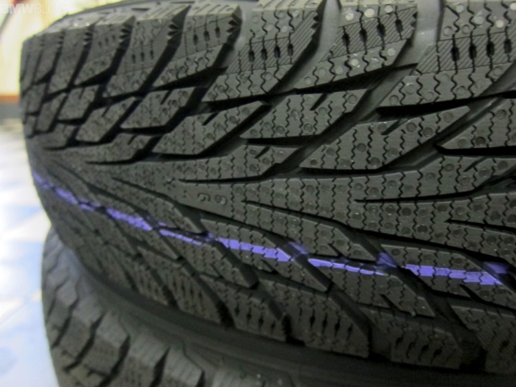 Nokian Hakkapeliitta R2-bmw-i3-03
