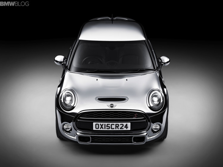 mini-chrome-line-exterior-deluxe-image-06