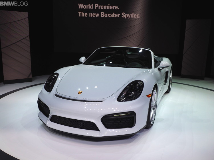 porsche-boxter-spyder-images-01