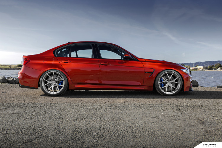 17196059638_e4a3d35eb5_h