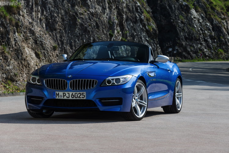 2015-bmw-z4-estoril-blue-1900x1200-images-40