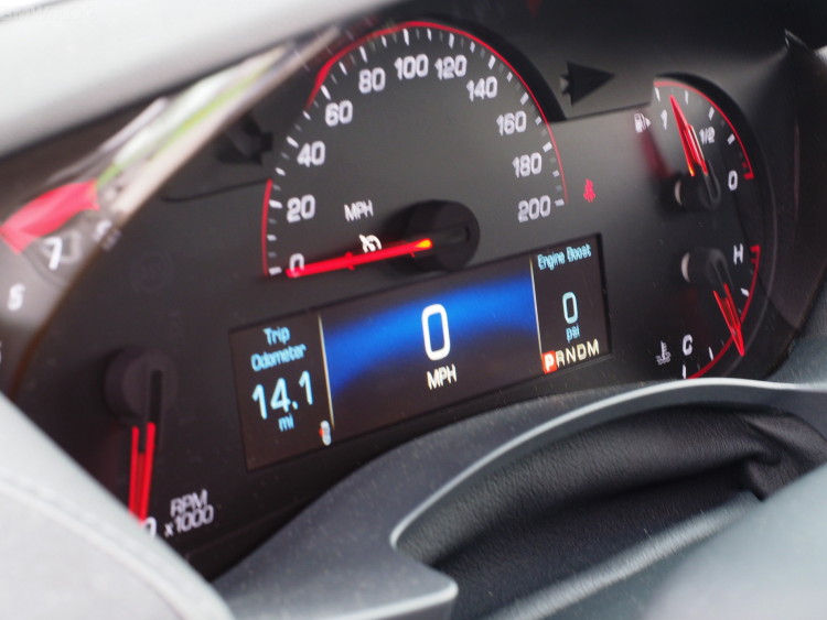 2016-cadillac-ats-v-images-1900x1200-13