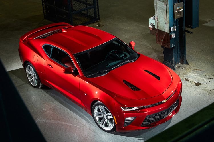 2016-chevrolet-camaro-top-view-front-three-quarter