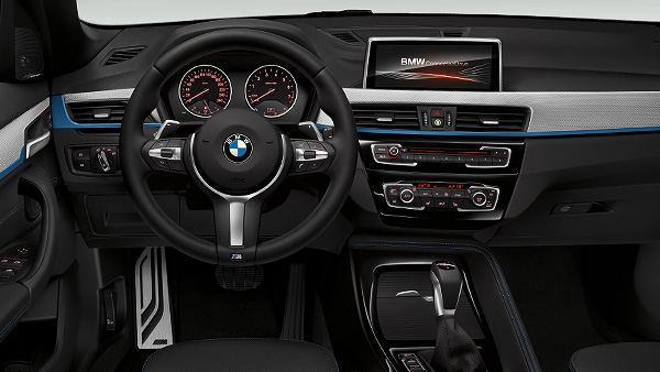 2015-BMW-X1-M-Sportpaket-F48-Estoril-Blau-03