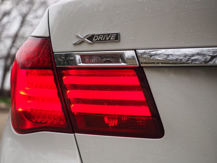 2015-bmw-740Ld-xDrive-test-drive-images-1900x1200-38