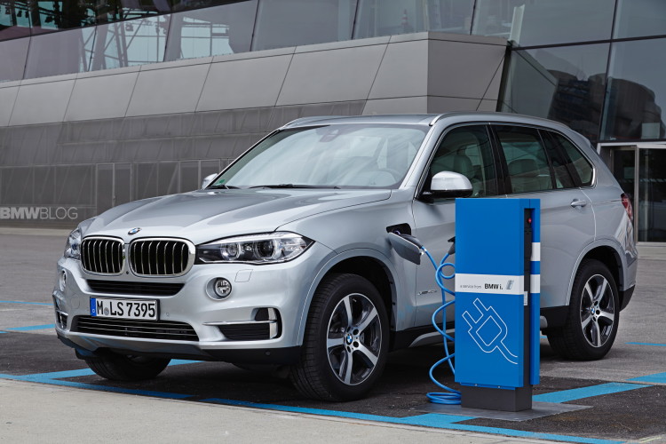 BMW-X5-eDrive-plug-in-hybrid-1900x1200-81