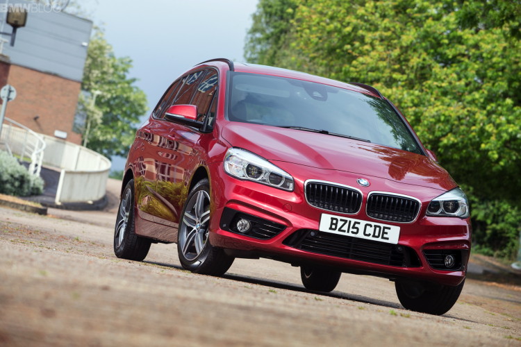 bmw-2-series-gran-tourer-images-1900x1200-13
