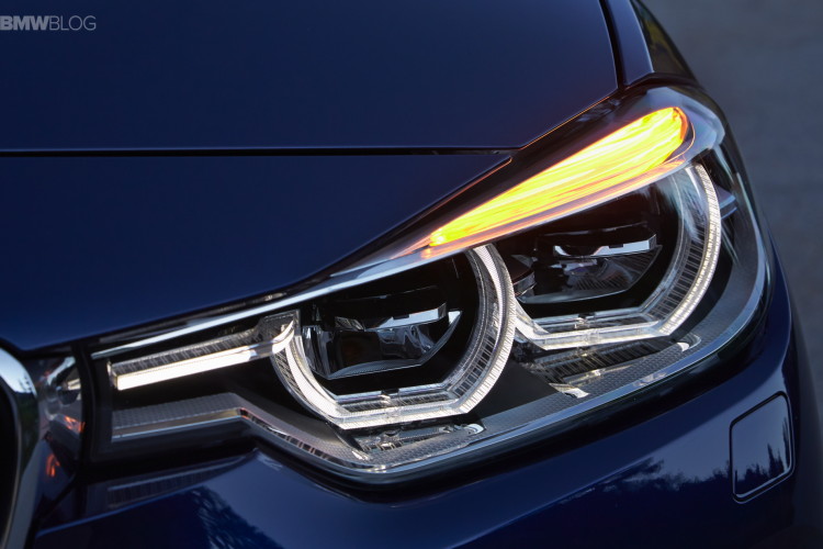 2016-bmw-340i-images-1900x1200-21