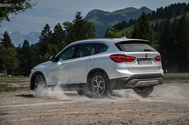 2016-bmw-x1-images-1900x1200-22