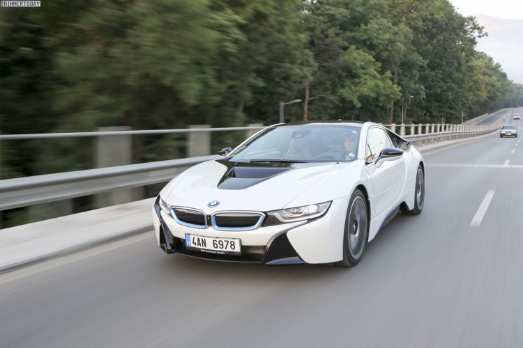 BMW-i8-Wallpaper-26