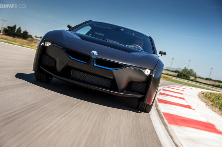 BMW-i8-hydrogen-fuel-cell--images-05