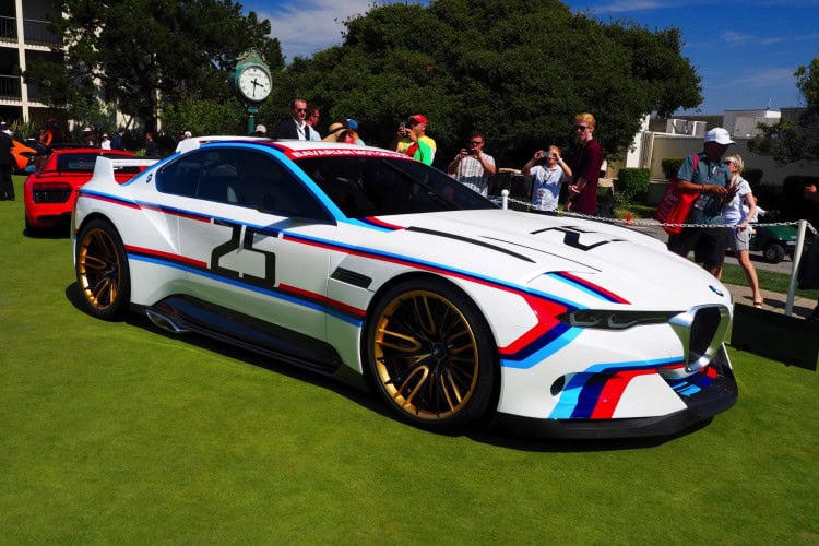 BMW 3.0 CSL Hommage R – Start Up and Revving