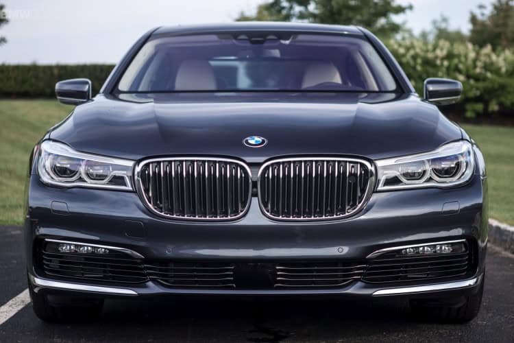 Tuned BMW 7 Series Diesel With Massive Torque Laps The Nürburgring