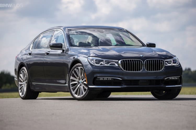 2016-bmw-7-series-launch-new-york-images-1900x-1200-39