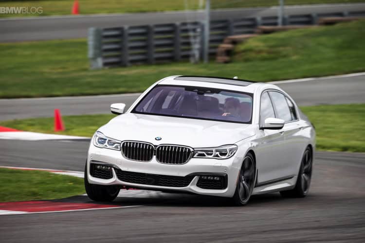 2016-bmw-7-series-launch-new-york-images-1900x-1200-59
