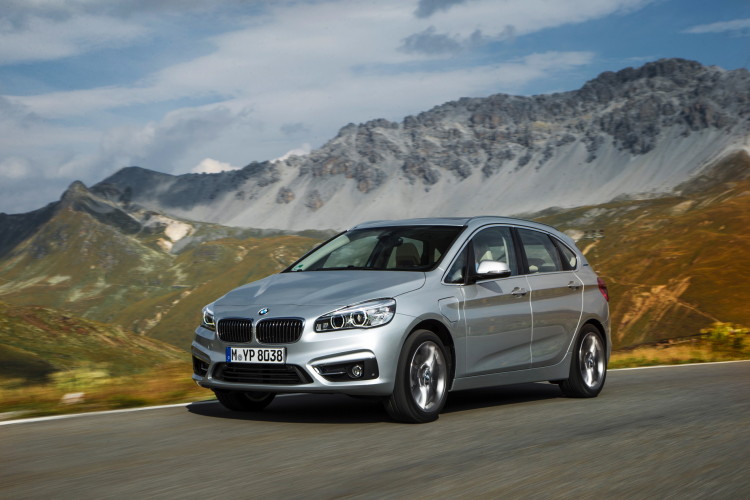 225xe-active-tourer-images-24