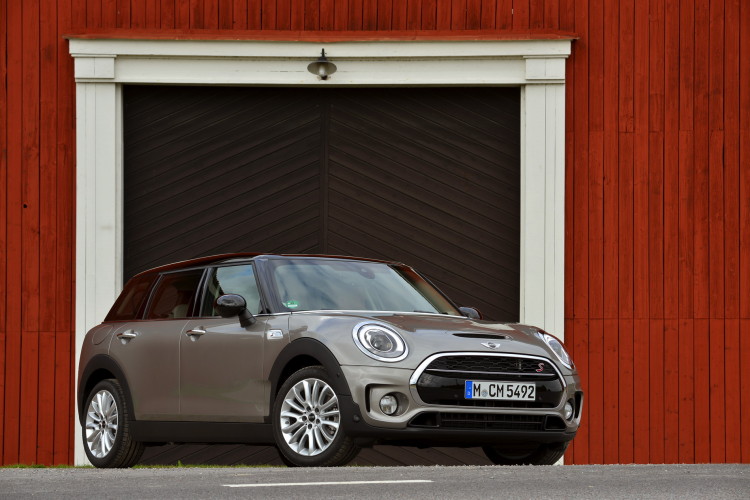 Video: Carbuyer reviews MINI Clubman