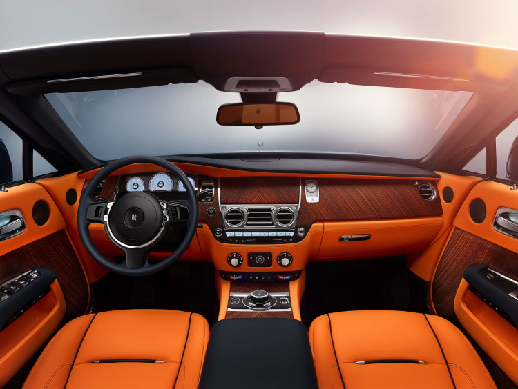 Rolls-Royce-Dawn-images-1900x1200-07