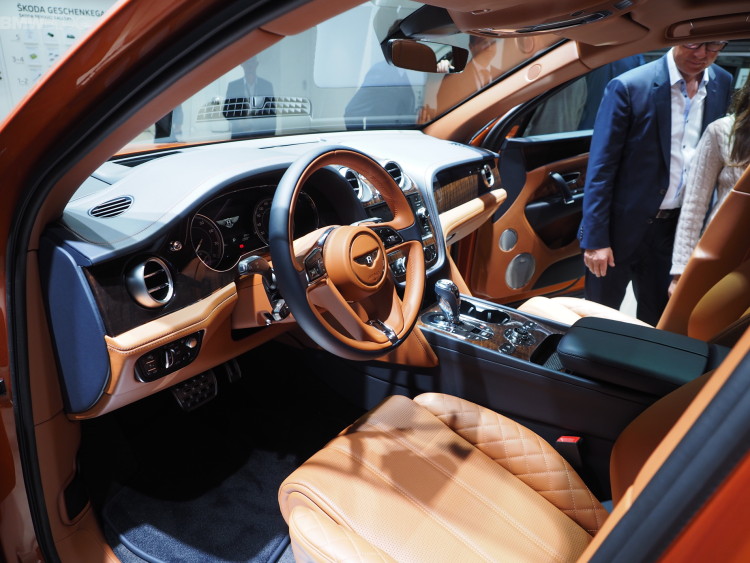 bentley-bentayga-images-26