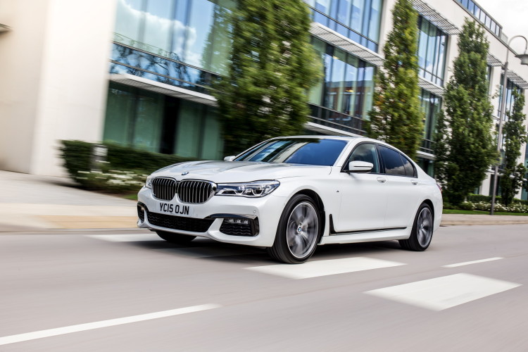 2016-BMW-730d-M-Sport-Package-128
