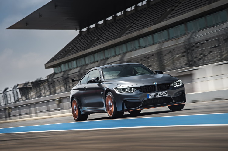 2016-BMW-M4-GTS-images-1900x1200-wallpaper-33