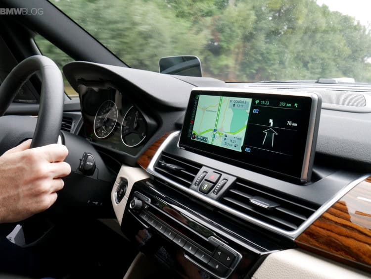 2016-bmw-220d-xdrive-gran-tourer-test-drive-images-20