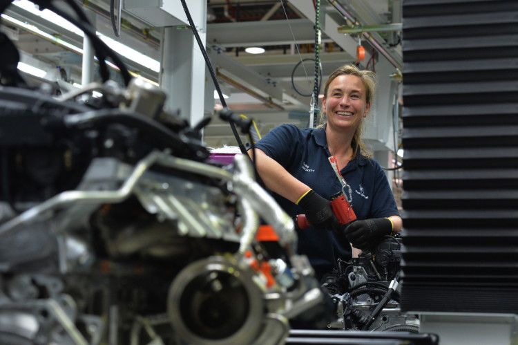 bmw-harms-engines-03