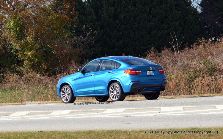 2016-BMW-X4-M40i-Long-Beach-Blue-11