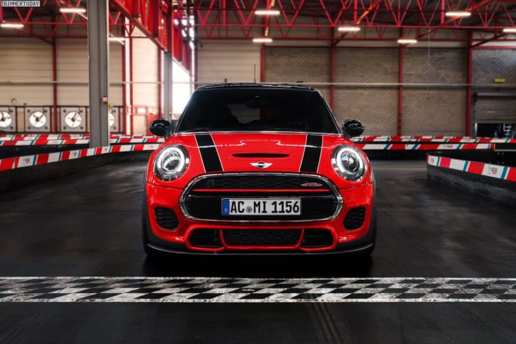 AC-Schnitzer-MINI-John-Cooper-Works-F56-Essen-2015-21