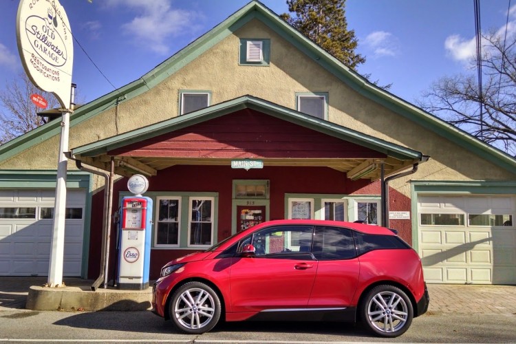 Road Trip Refueling a BMW i3 REx