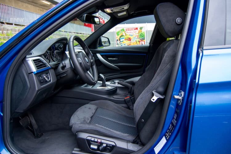 2015-BMW-320d-xDrive-Touring-test-drive-40